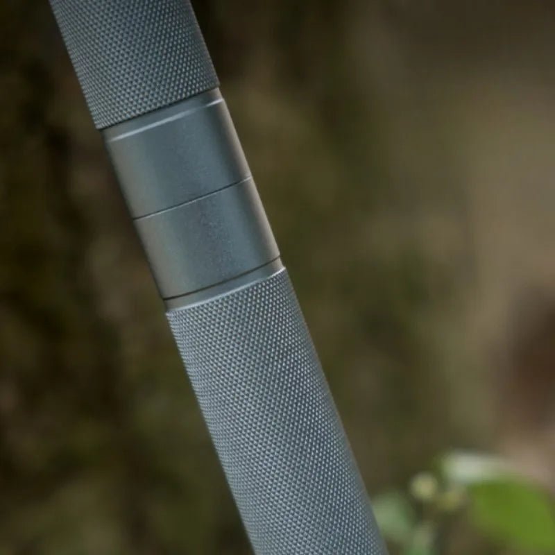 Bastones de marcha para camping TrailFlex de acero inoxidable, resistentes y con agarre ergonómico para excursionistas