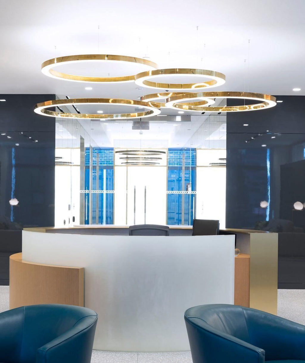 مصباح معلق دائري LED بتصميم سلس