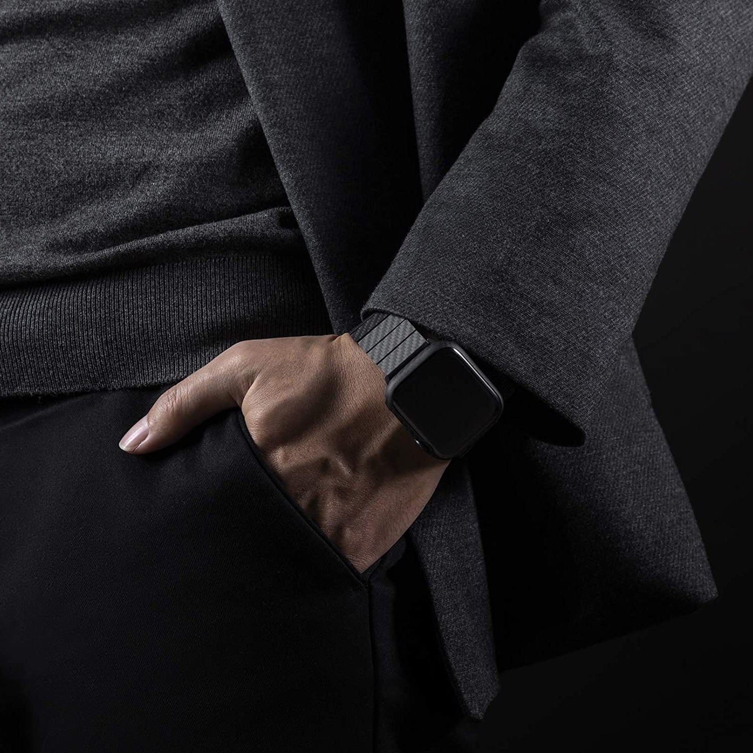 Hiilikuituinen Apple Watch -ranneke + ohut aramidikuituinen suojakuori