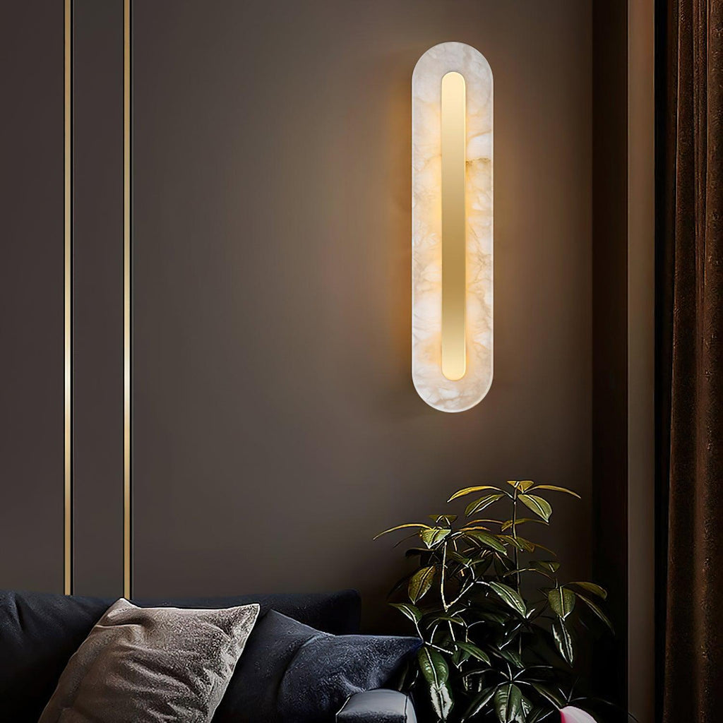 Rundad vägglampa i alabaster — integrerad LED, vertikal eller horisontell montering