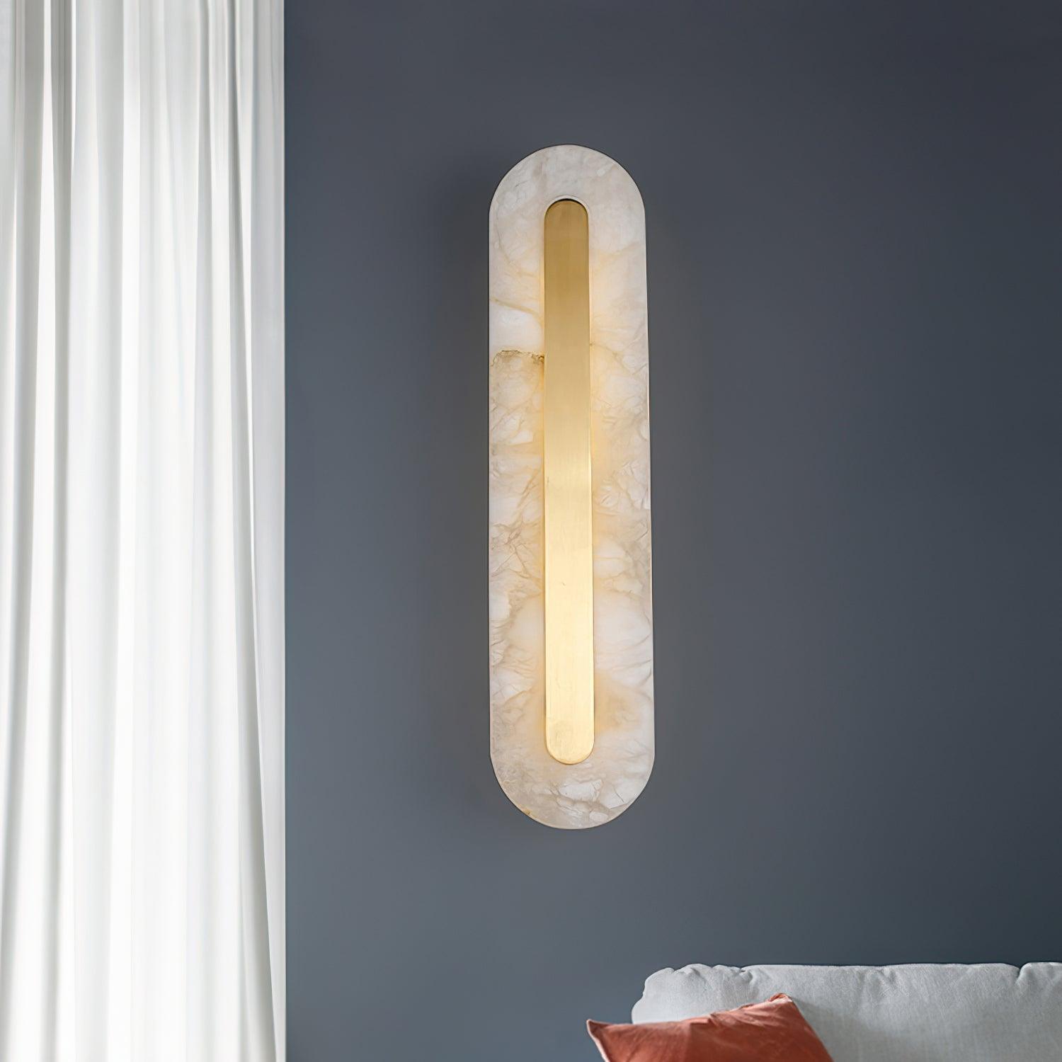 Rundad vägglampa i alabaster — integrerad LED, vertikal eller horisontell montering