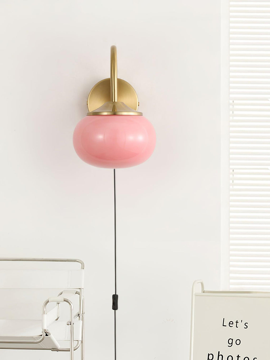 Marshmallow VKL-1019 plug-in-vägglampa