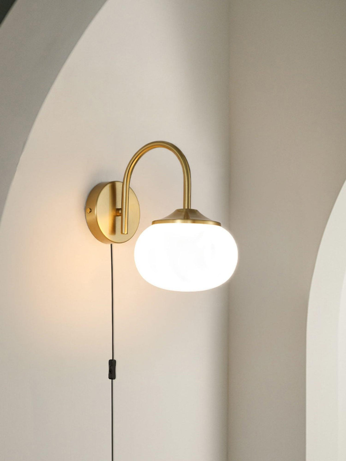 Marshmallow VKL-1019 plug-in-vägglampa