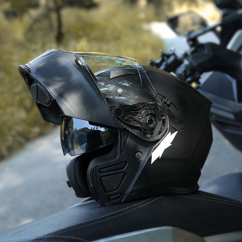 双面镜片模块化翻盖头盔，具备DOT和ECE认证