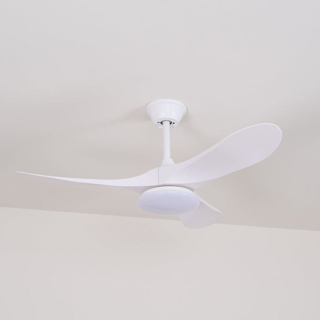 Stropní ventilátor se světlem Virelo — varianty velikosti 42"/52"