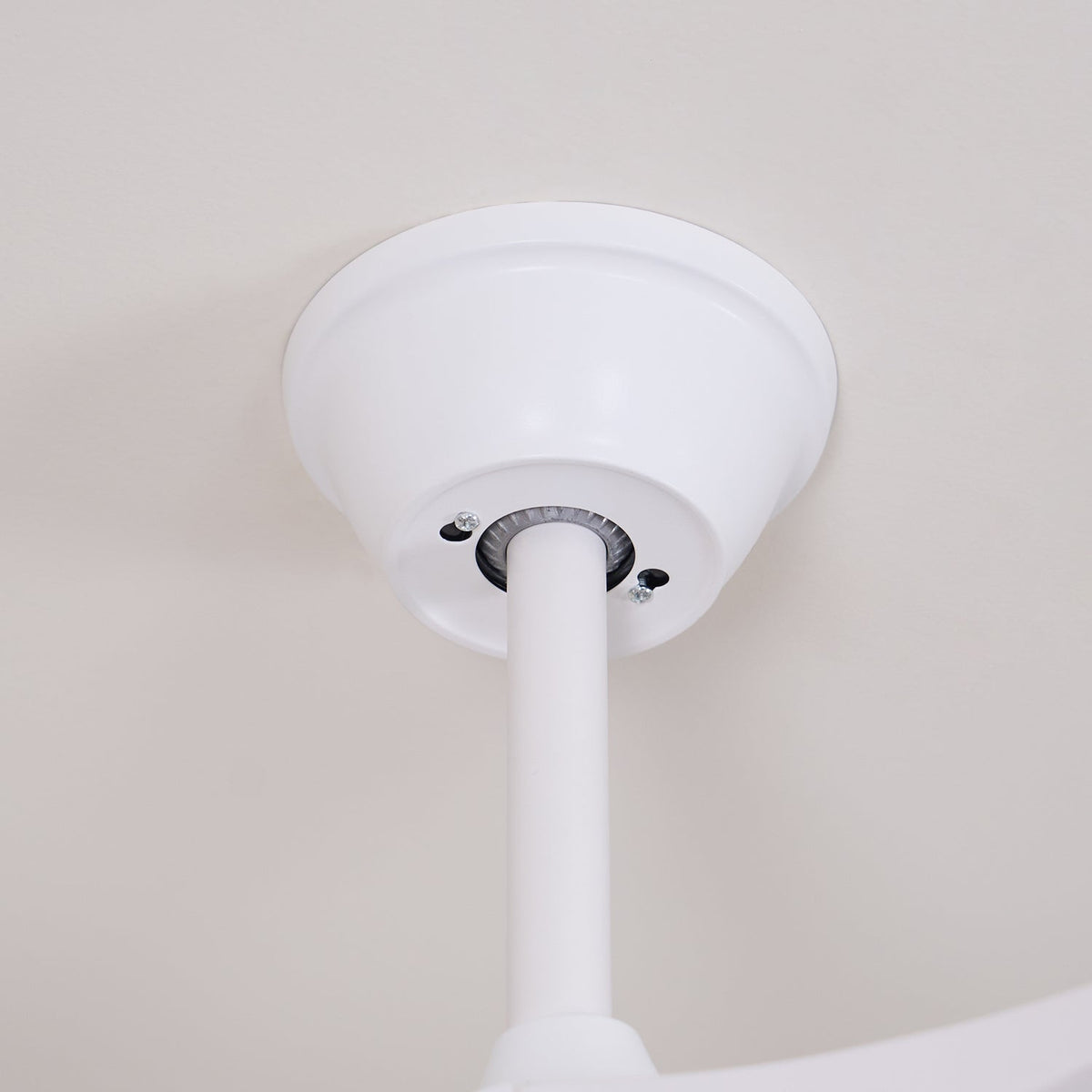 Stropní ventilátor se světlem Virelo — varianty velikosti 42"/52"