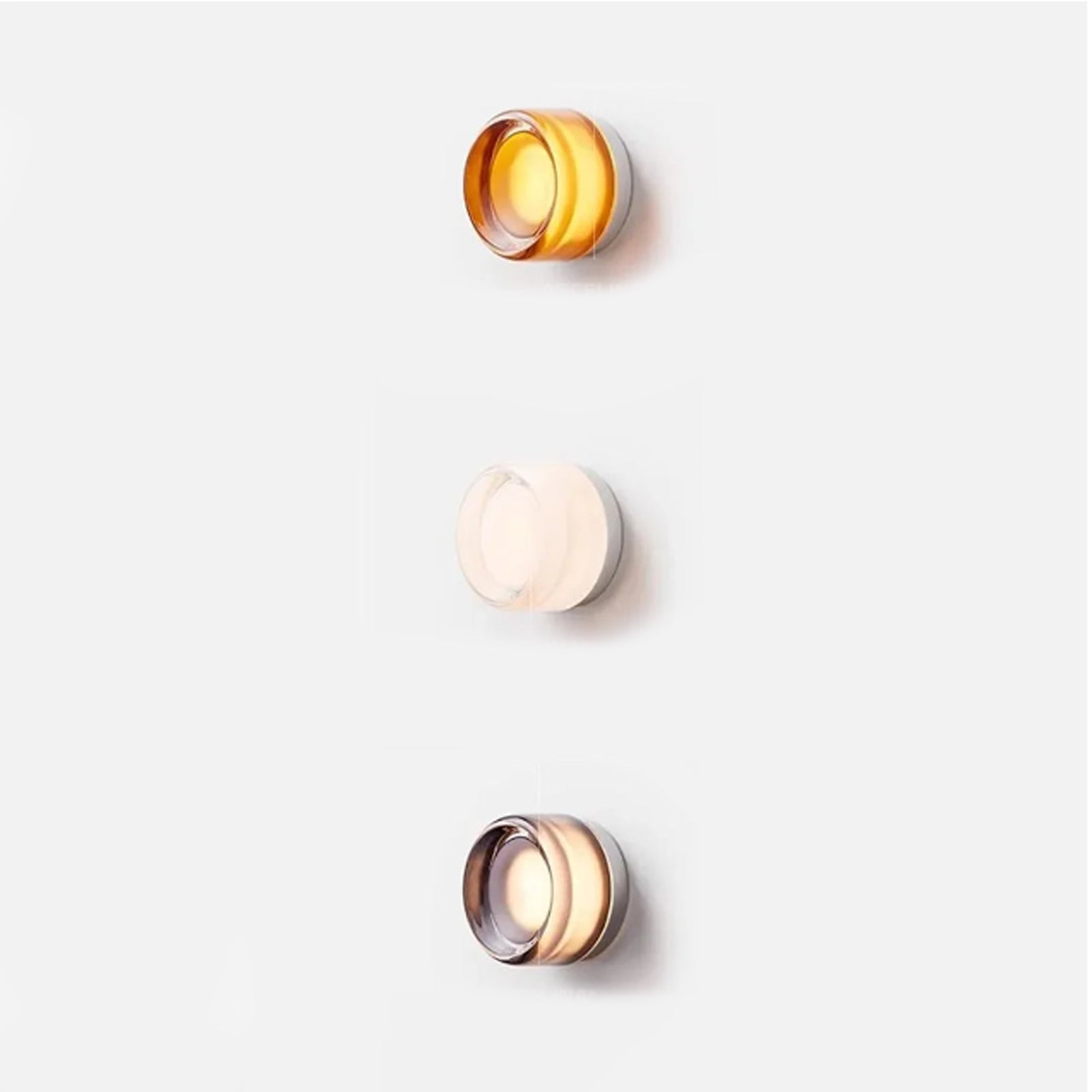 מנורת קיר מזכוכית מיידיי