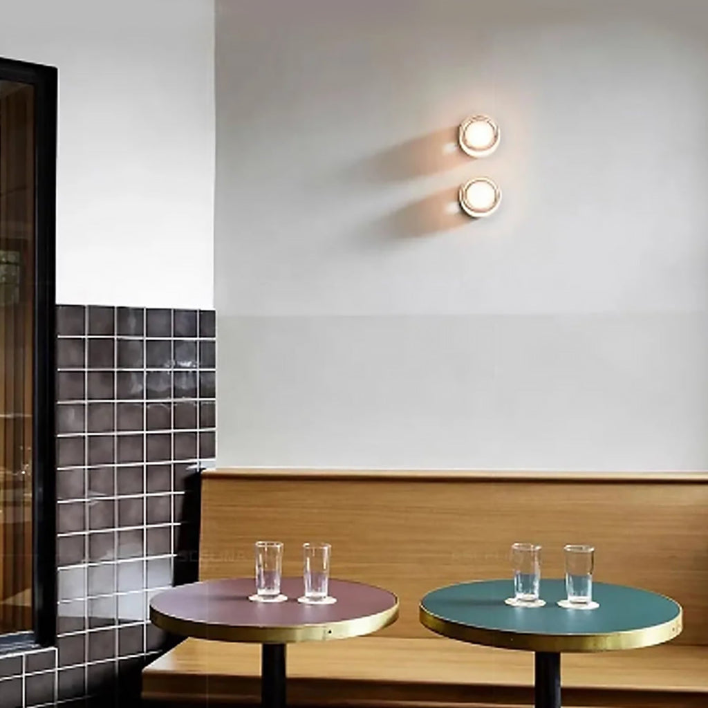 מנורת קיר מזכוכית מיידיי