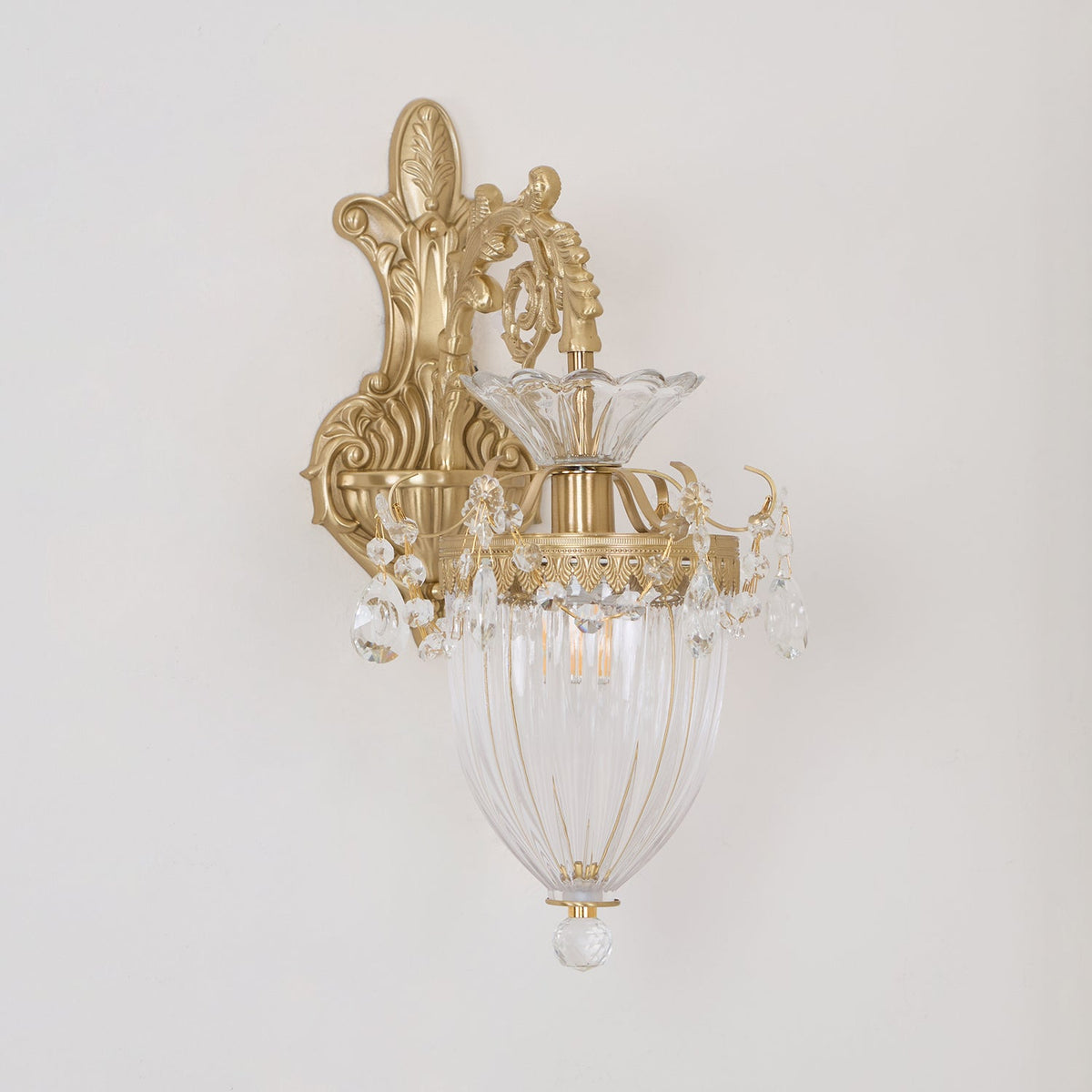 Elosia Gold Double Wall Lamp — E26 Socket, 110V–240V