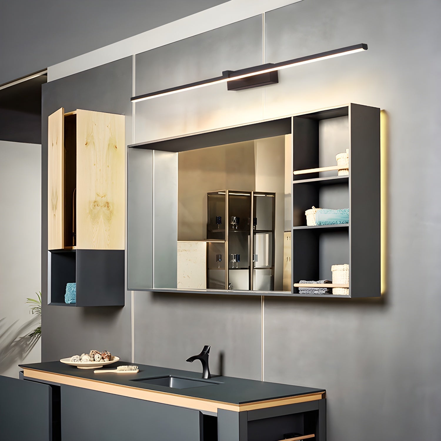 Aplica metalică LED de perete subțire — lampă liniară pentru oglindă