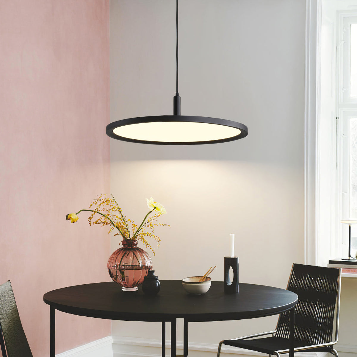 Minimalistische LED-Pendelleuchte mit 3-Farben-Umschaltung