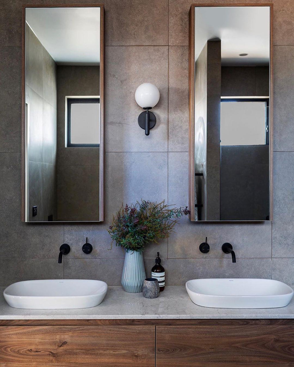 Nordelle Wall Light | Orntli