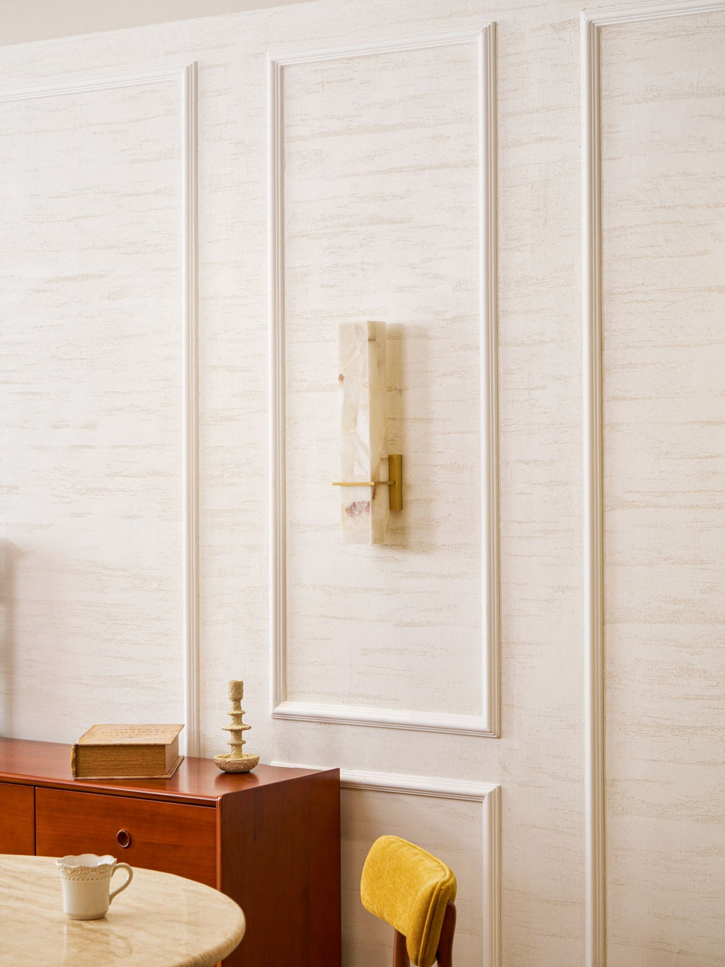 Milan rechteckige Alabaster-Wandleuchte — Moderne Silhouette