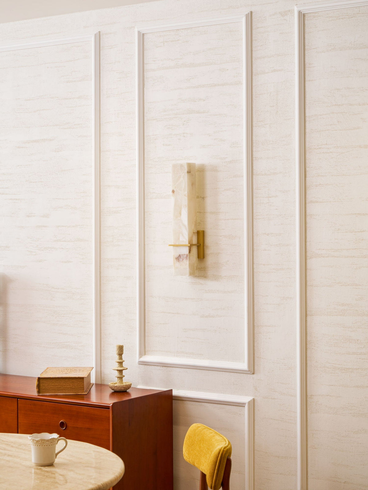 Milan rechteckige Alabaster-Wandleuchte — Moderne Silhouette