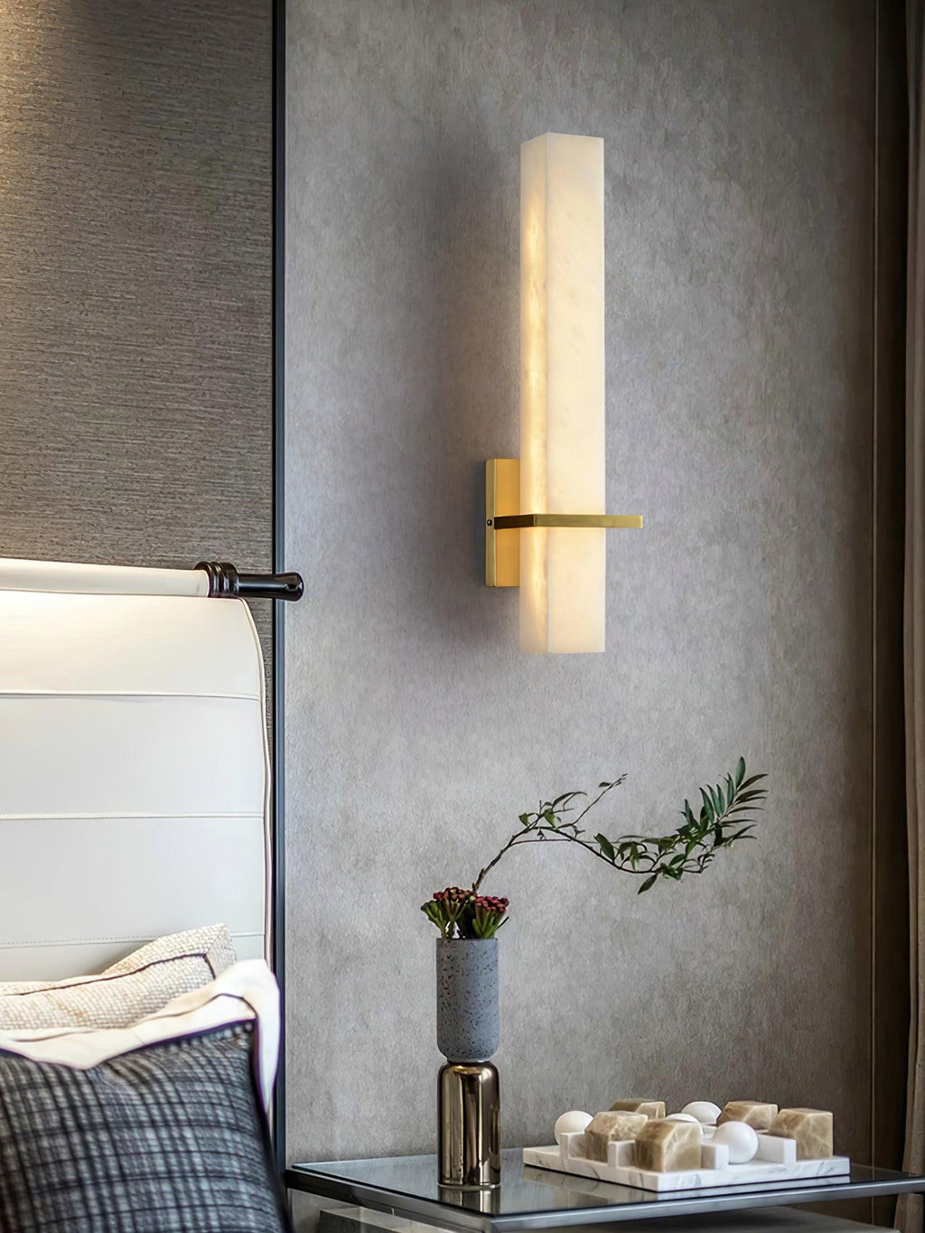 Milan rechteckige Alabaster-Wandleuchte — Moderne Silhouette