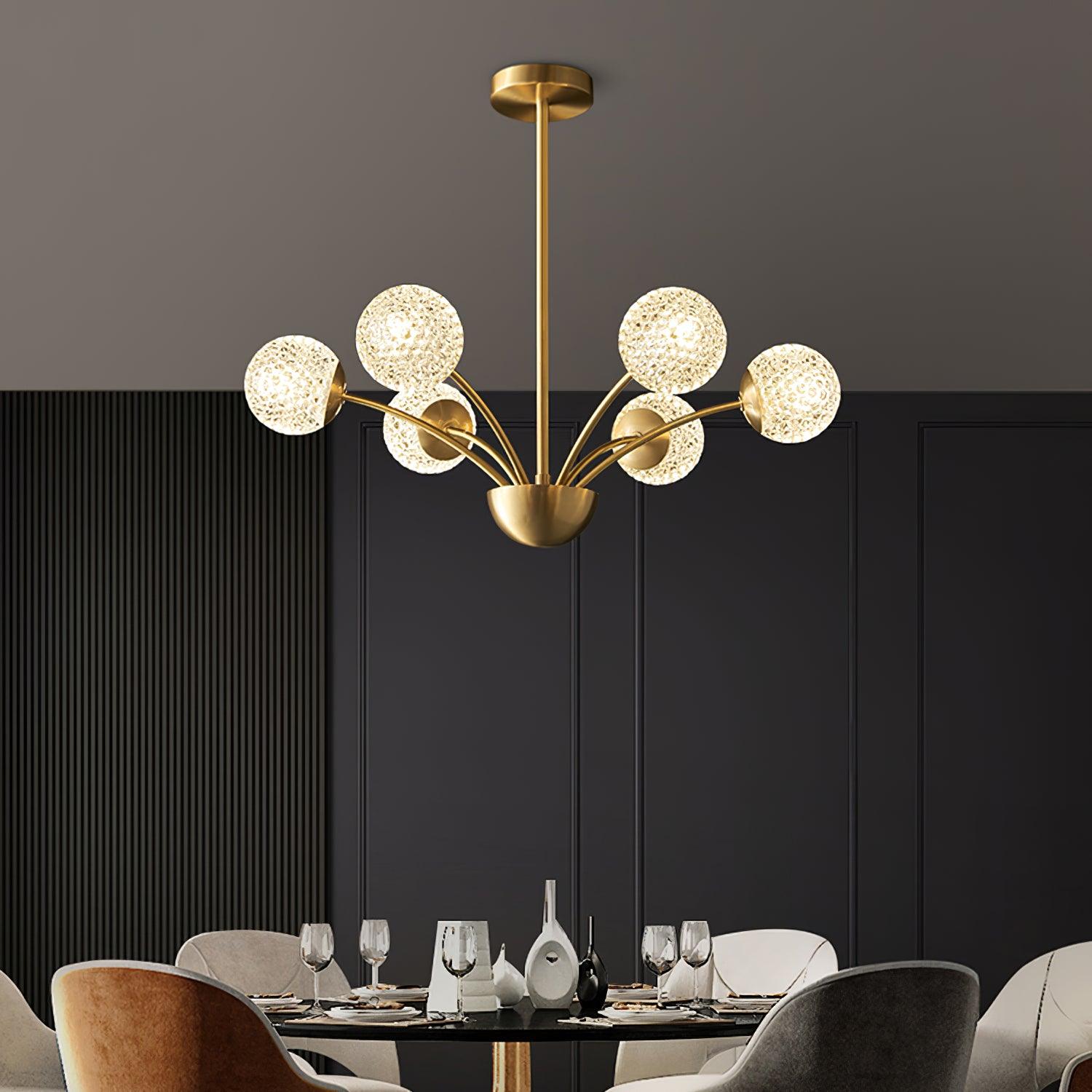 Lustre Millender à 8 bras avec finition dorée