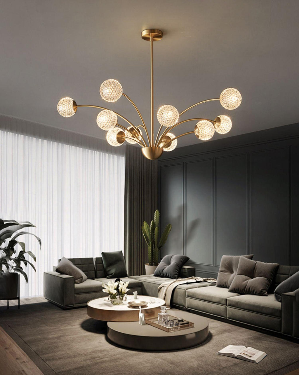 Lustre Millender à 8 bras avec finition dorée