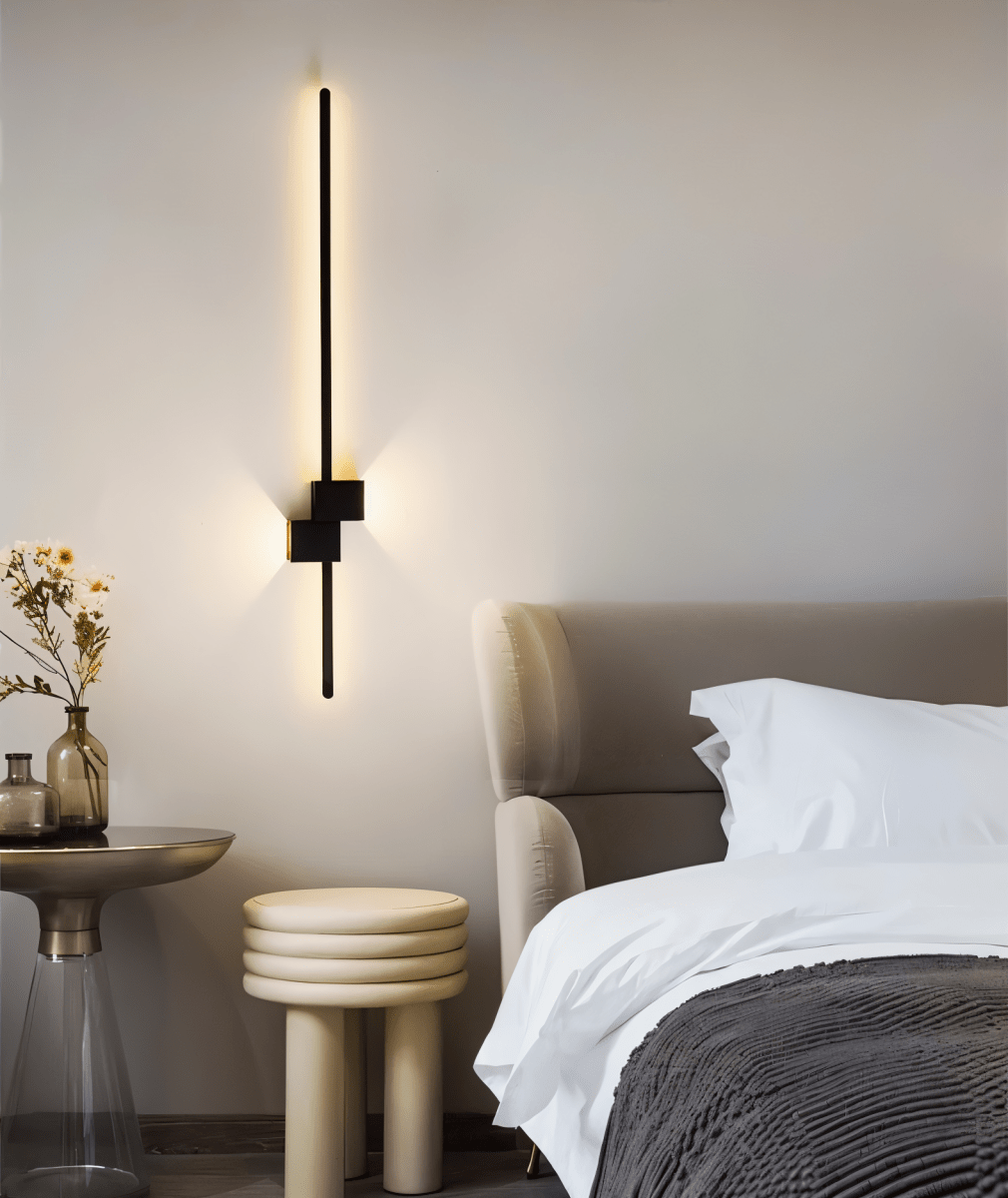 Applique murale LED minimaliste AeroLine pour salons luxueux à l’ambiance moderne