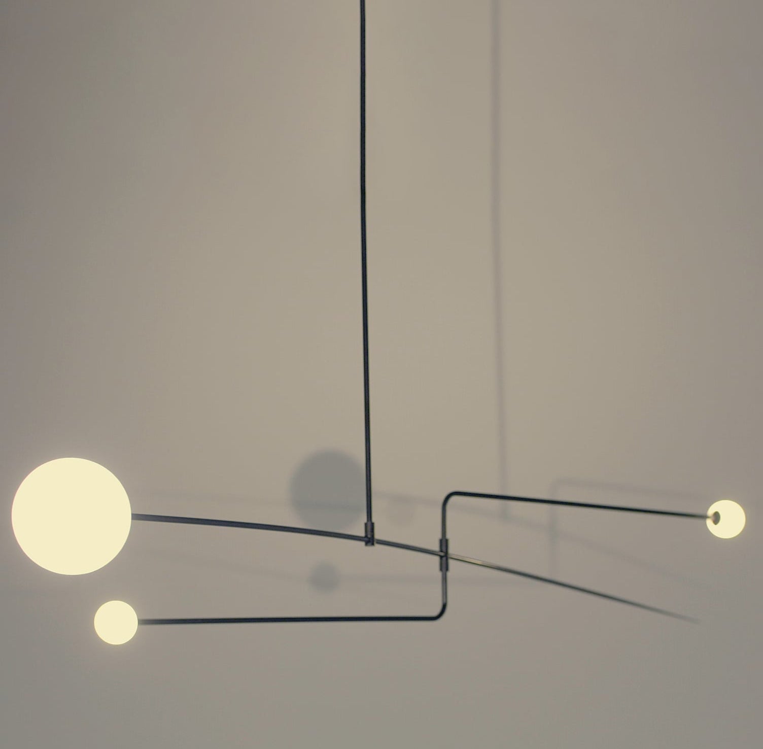 Minimalistische mobile Deckenleuchte – hängende Pendelleuchte