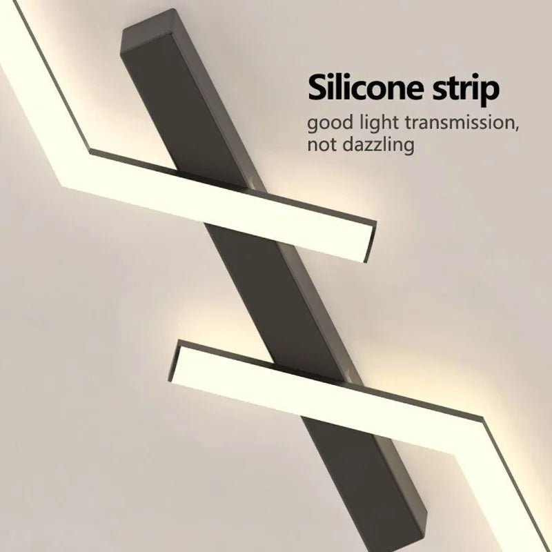 LuminaEdge 现代室内用带LED灯带的吸顶灯