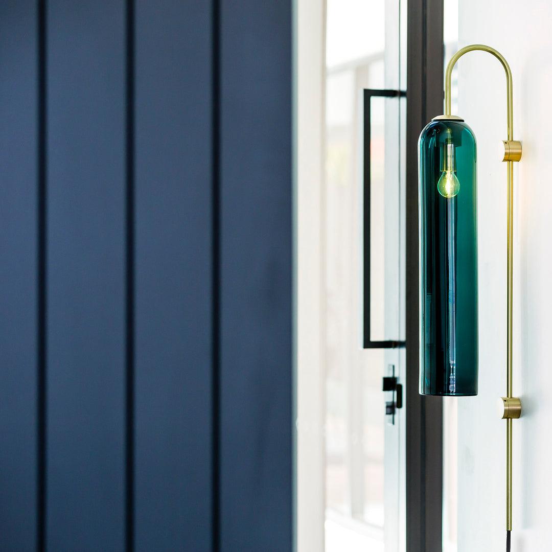 Stecker-Wandleuchte aus Glas, moderne zylindrische Form
