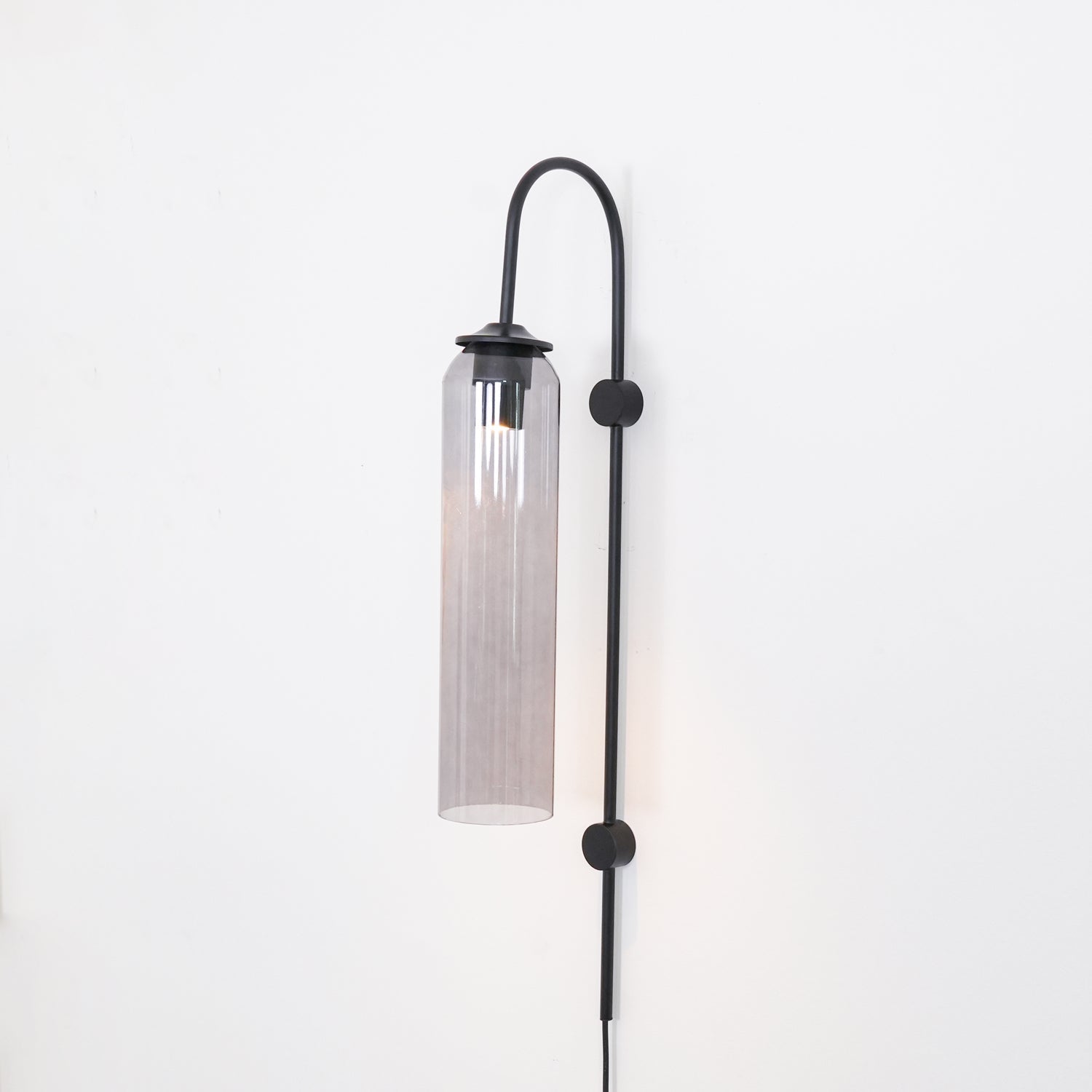 Stecker-Wandleuchte aus Glas, moderne zylindrische Form
