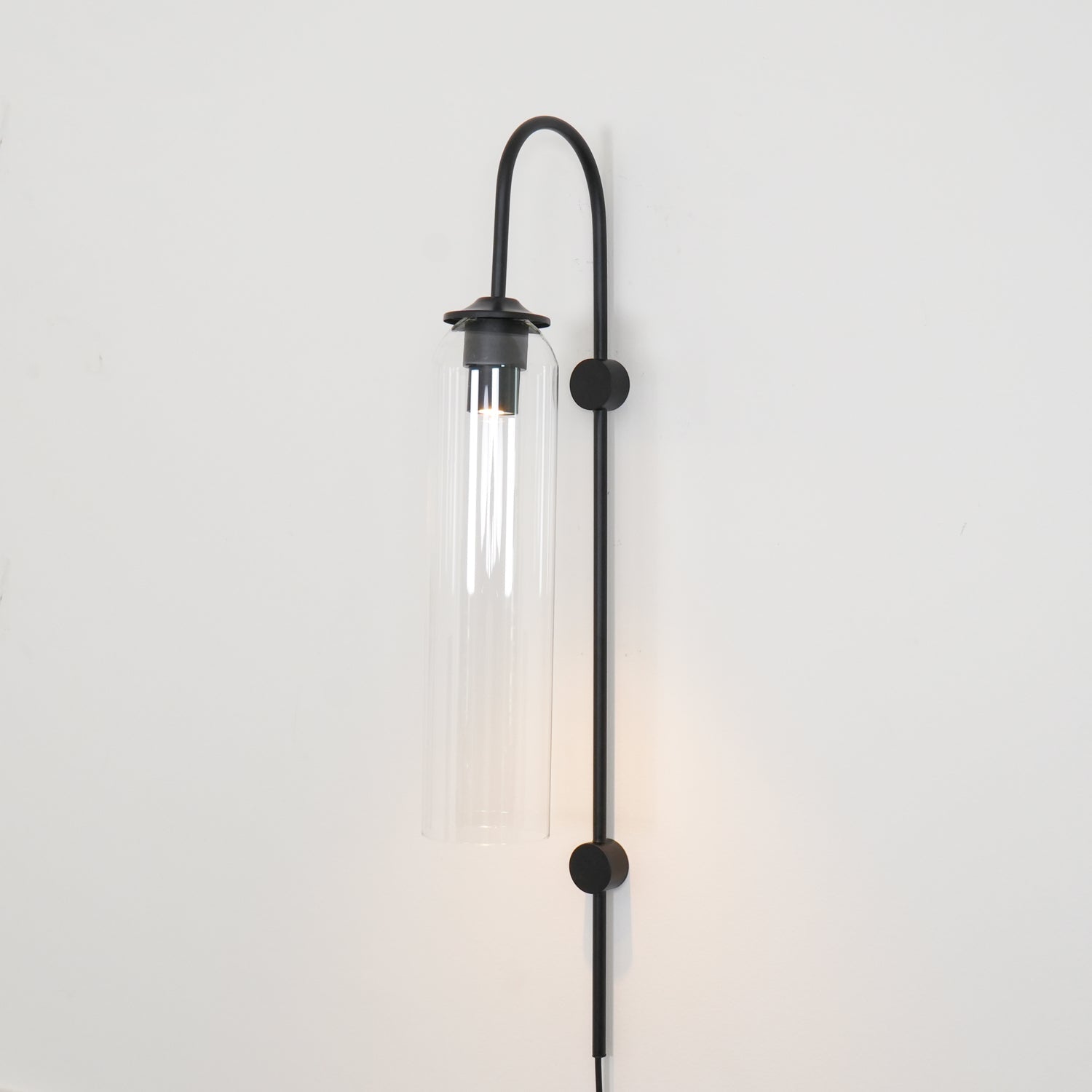 Stecker-Wandleuchte aus Glas, moderne zylindrische Form