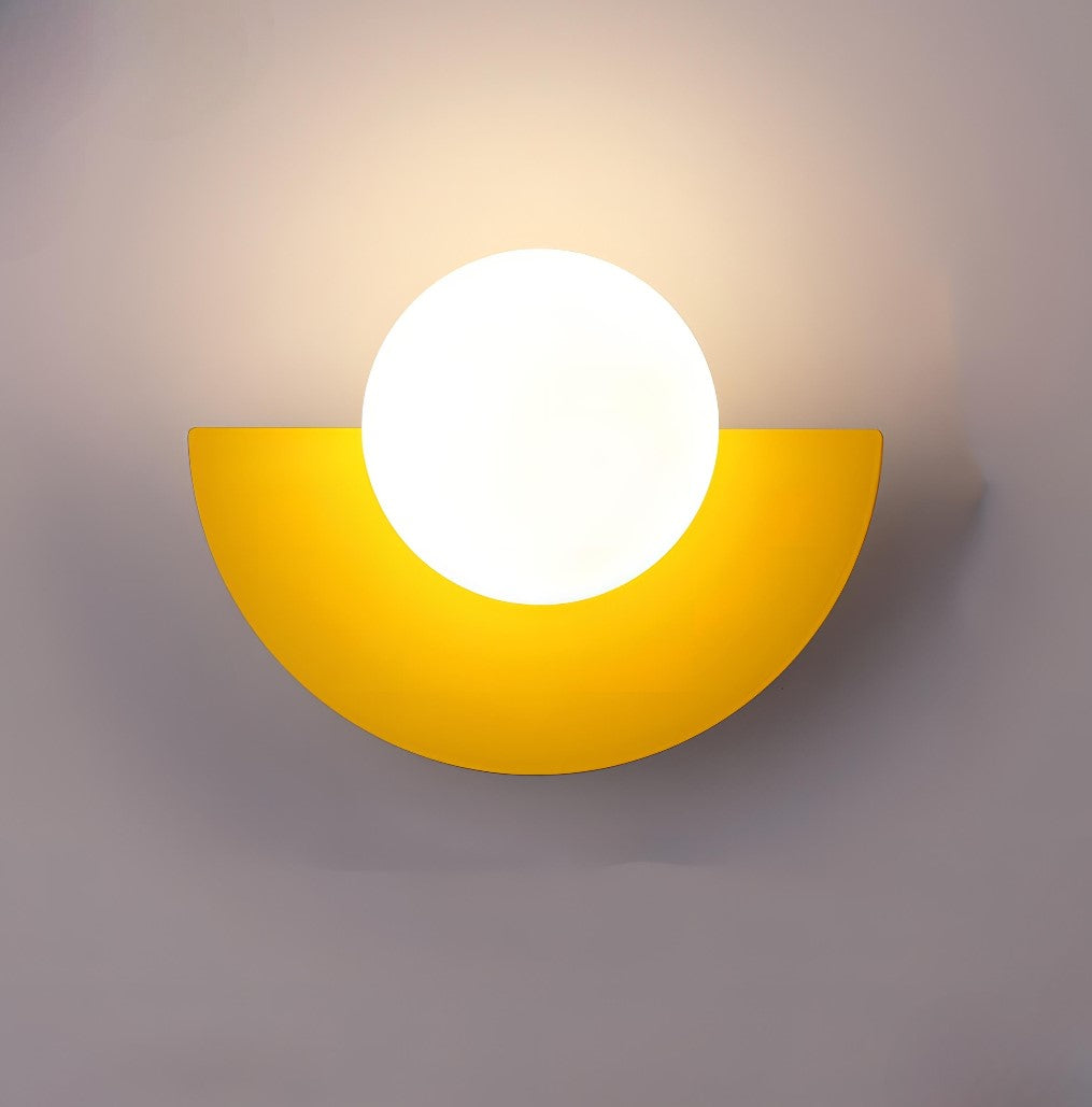 Novara Semicircular Wall Light | Orntli