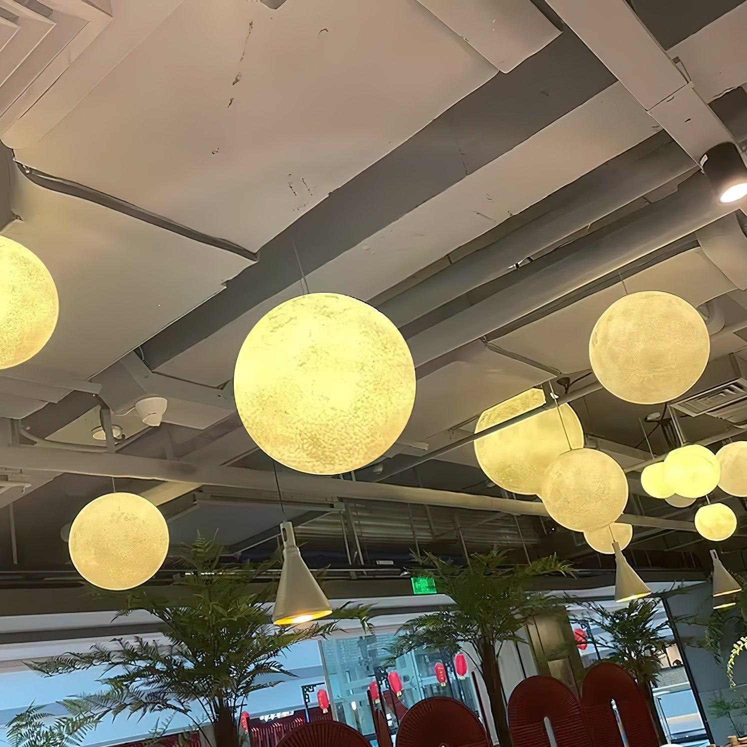 Moon – Promienna lampa wisząca