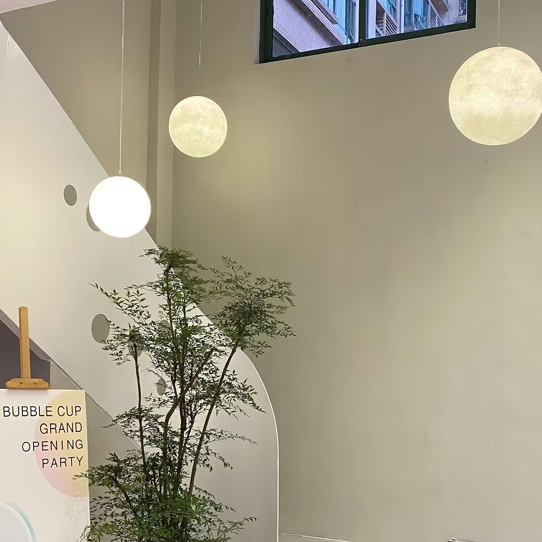 Moon – Promienna lampa wisząca