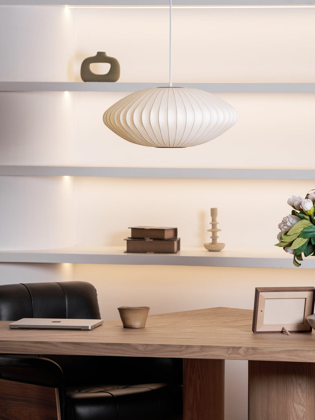 Crisscross Geometric Frame Bubble Pendant Light