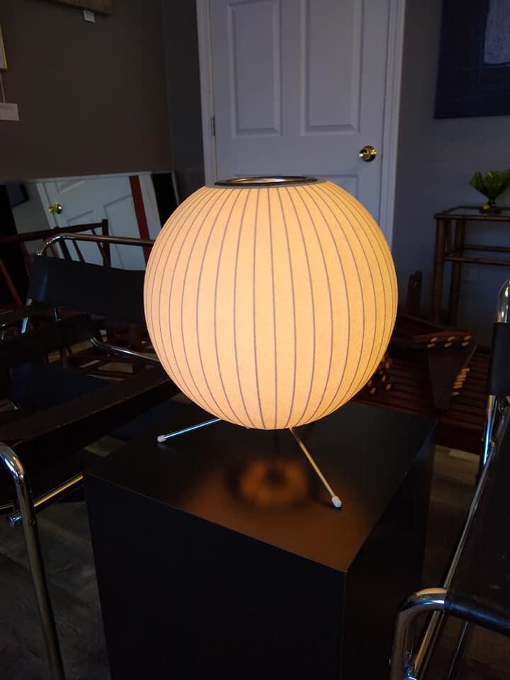 Sphere Form Table Lamp — Triangular Base, Warm Glow