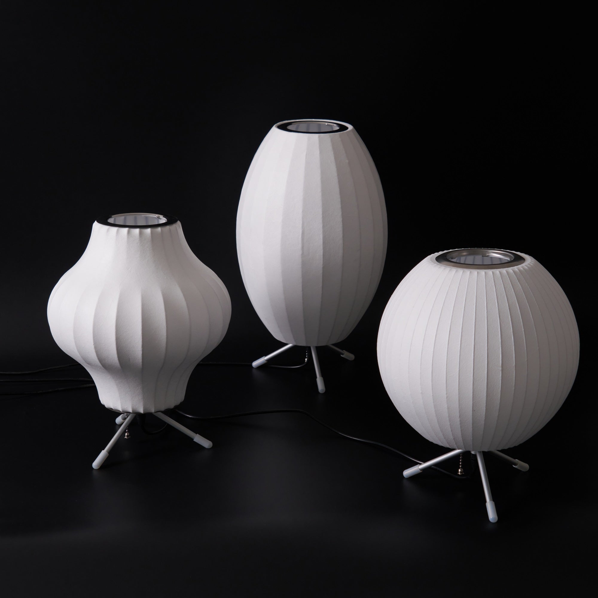 Sphere Form Table Lamp — Triangular Base, Warm Glow