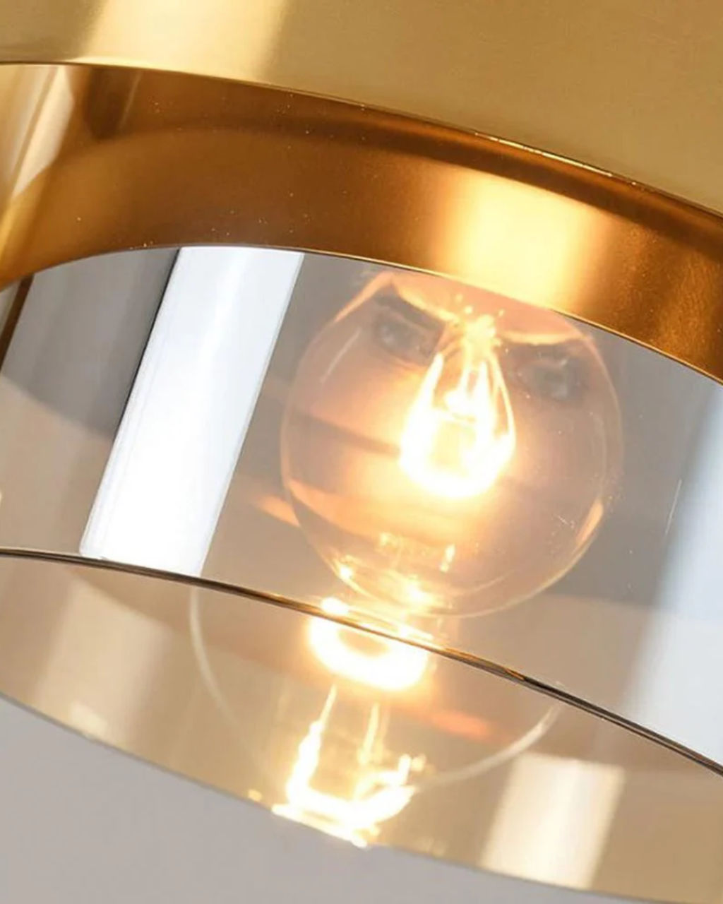 Vellora | Lampu Gantung Moden Dengan Kaca Emas dan Aksen Industri | Orntli