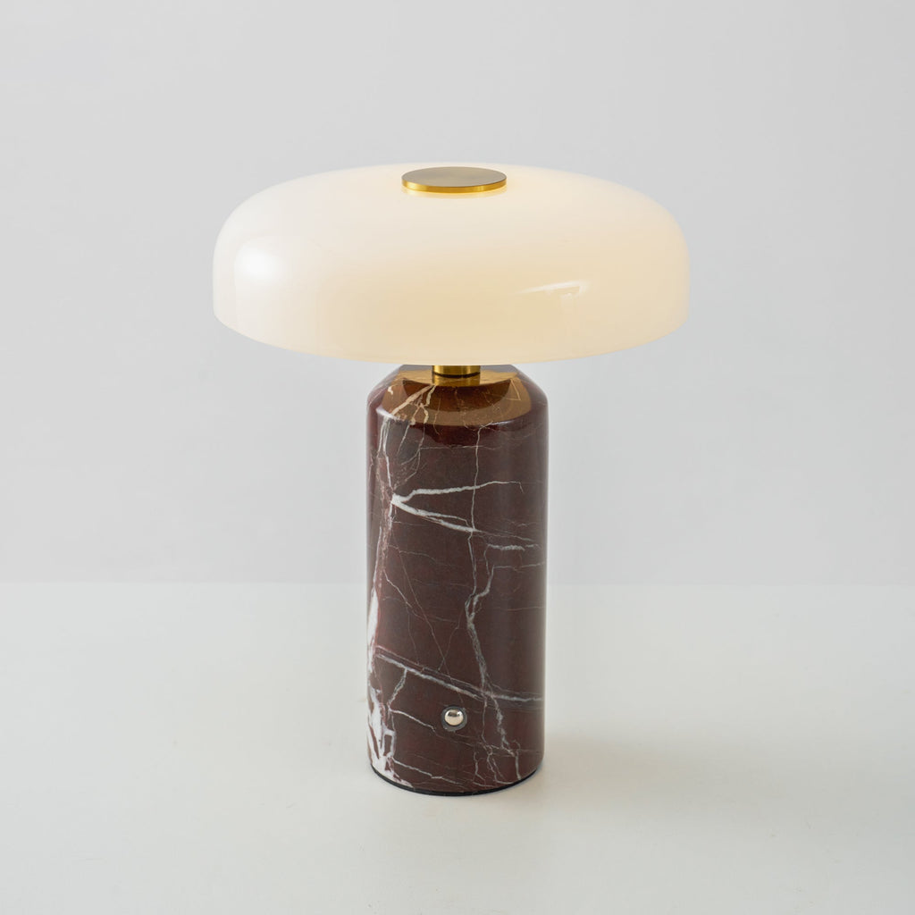Lampă de masă Lunara din marmură — Siluetă rotunjită, bază espresso intens