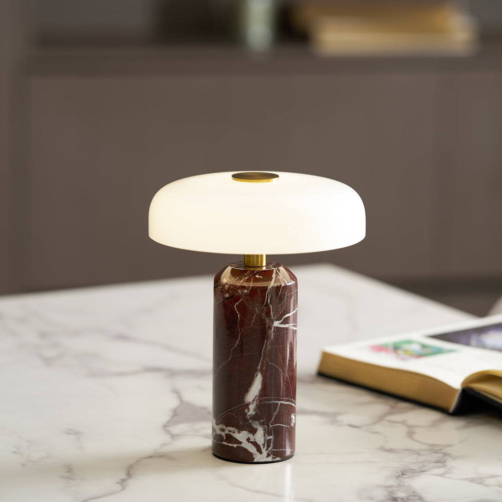 Lampă de masă Lunara din marmură — Siluetă rotunjită, bază espresso intens