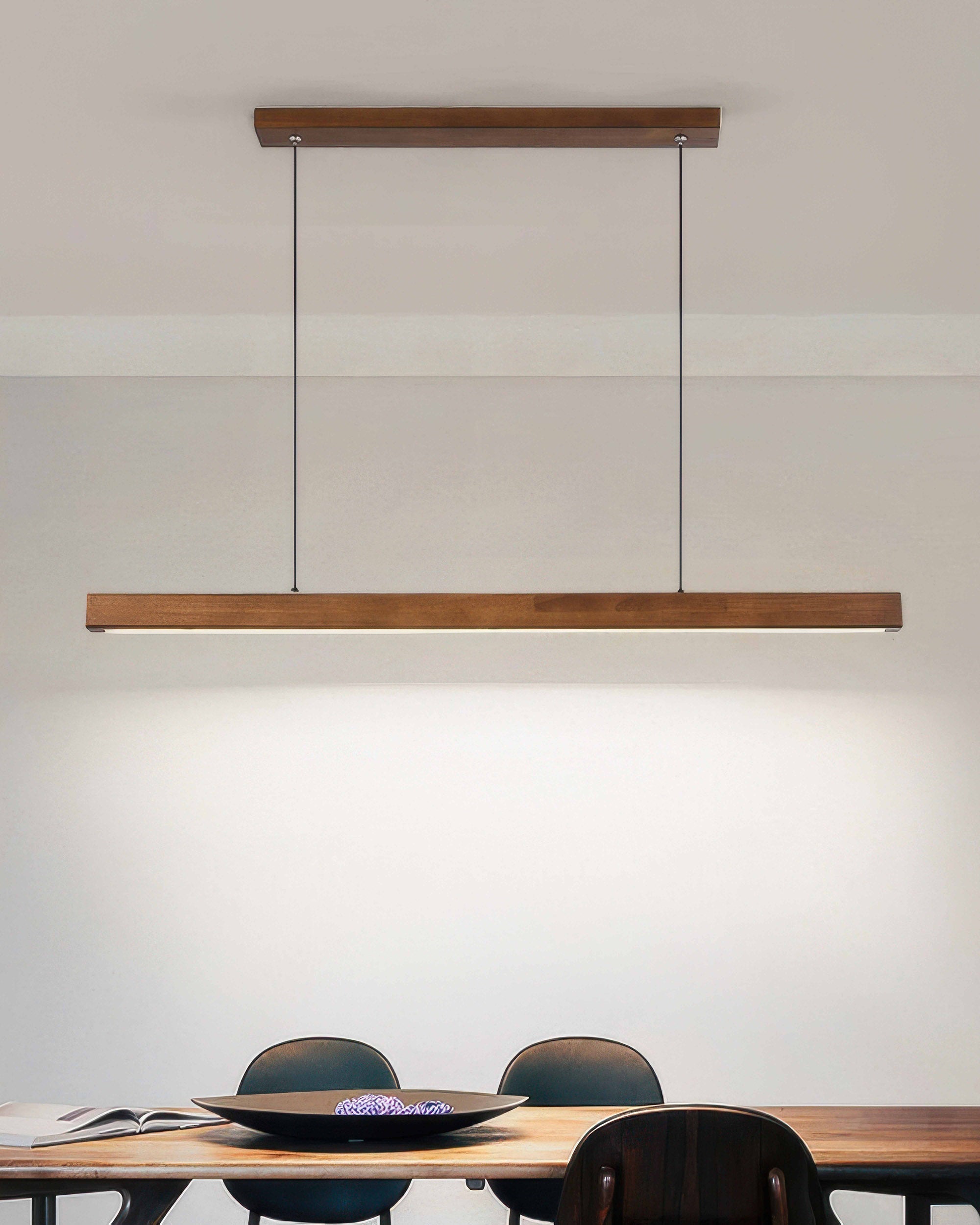 Lustre suspendu minimaliste en noyer japonais