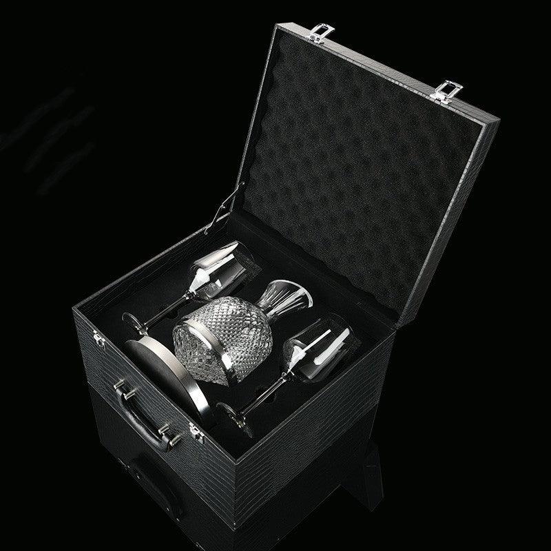 דקנטר יין מפואר מזכוכית מנופחת ביד מסתובב 360°