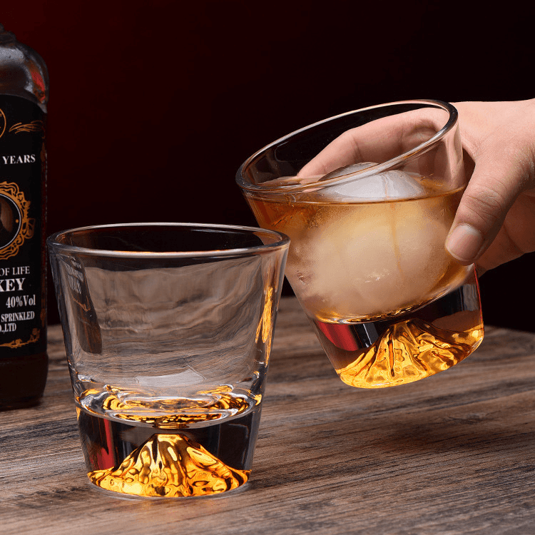 مجموعات كؤوس ويسكي جبل فوجي الياباني