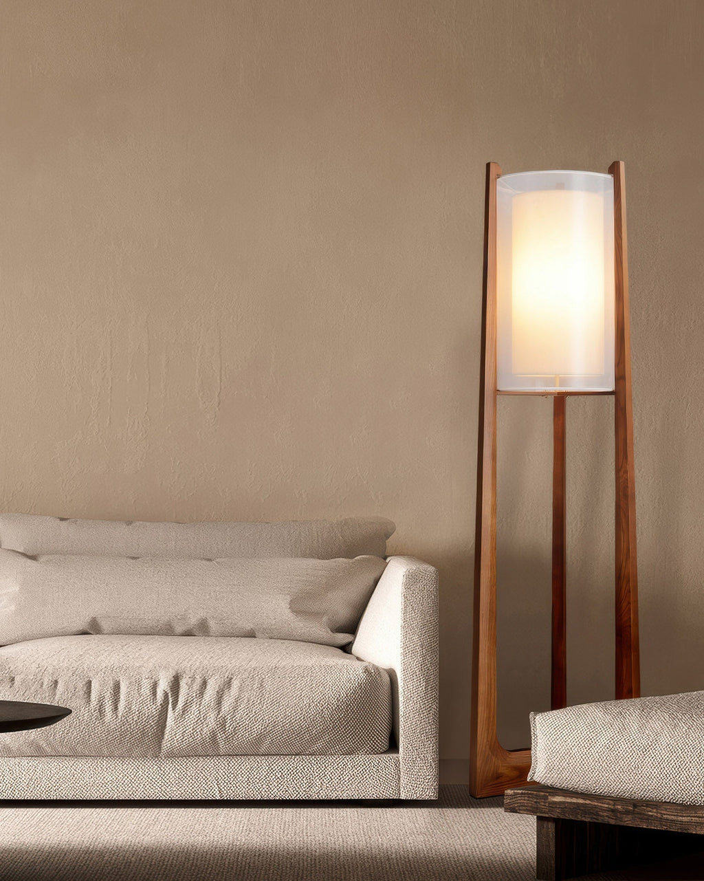 Minimalistička podna lampa Walnut Harmony