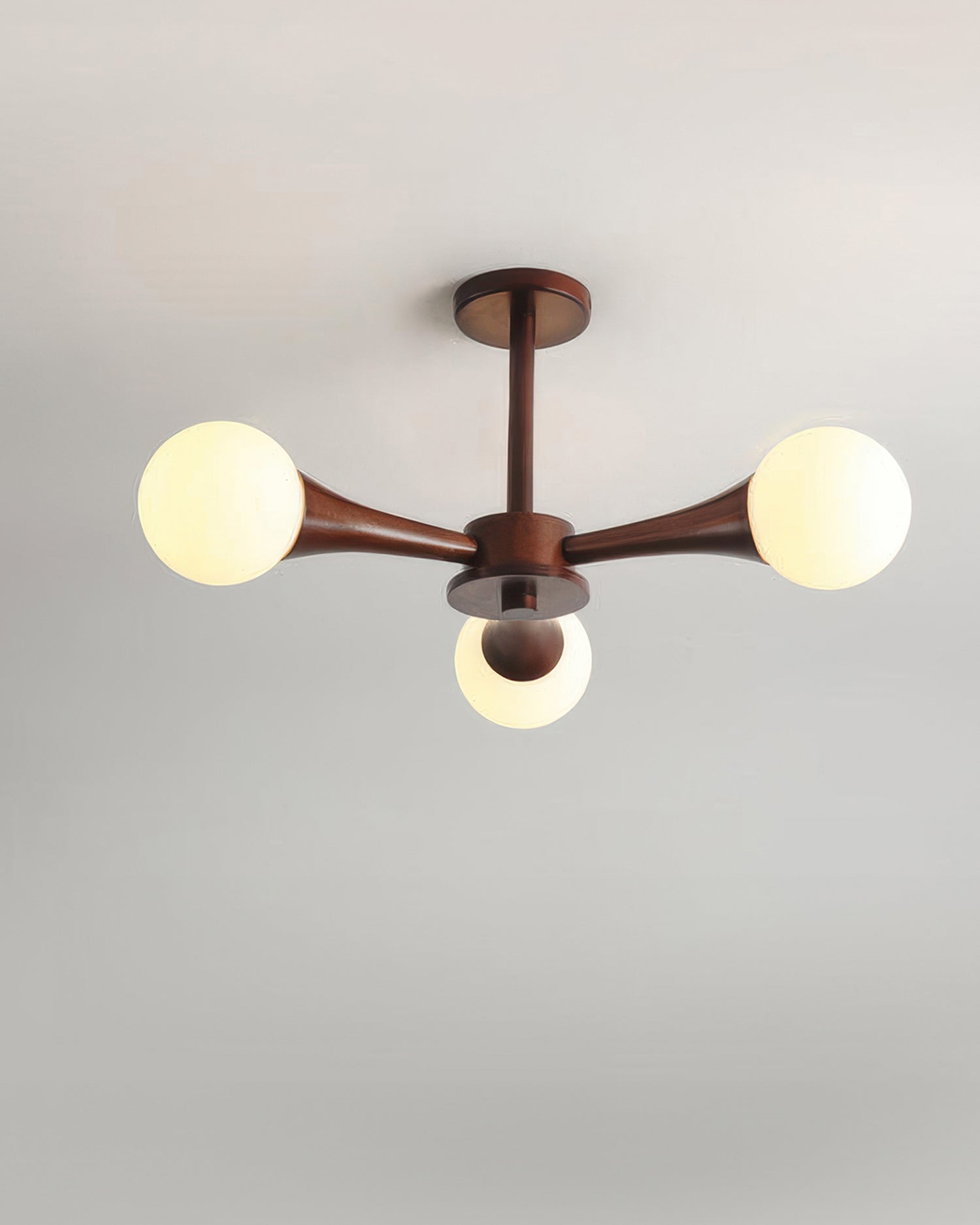 Skandinavska orahova jednostavnost viseća svjetiljka