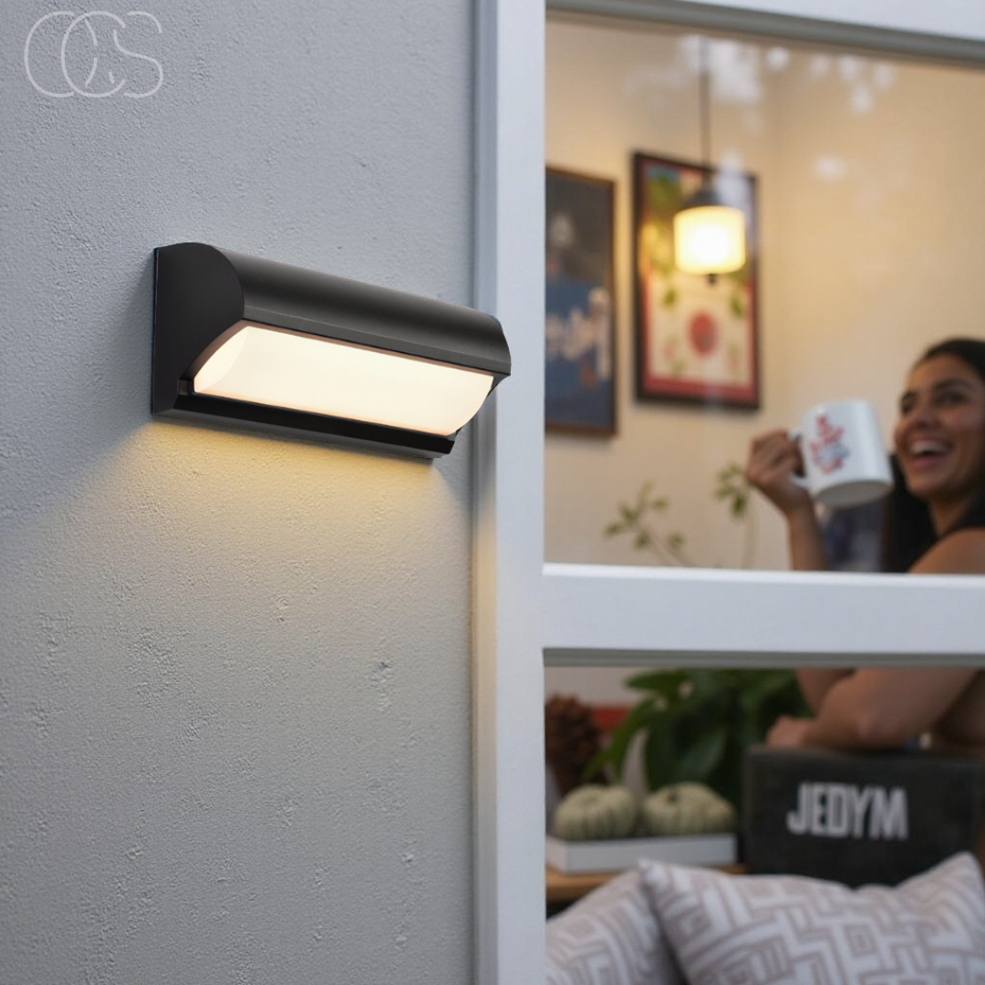 Black LED Outdoor Wall Light | Orntli