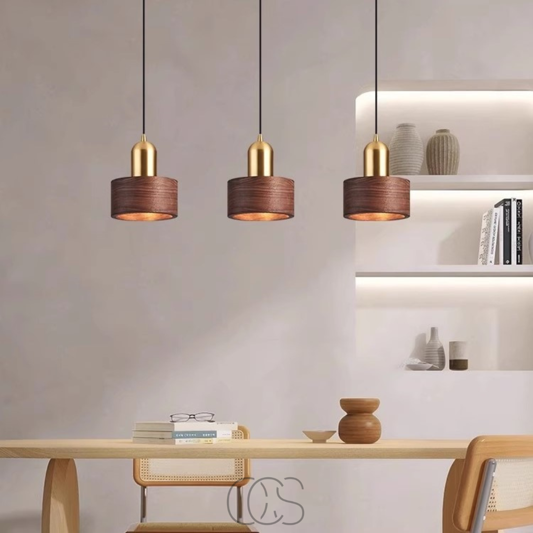 Design pendant lamp with gold accent | Orntli