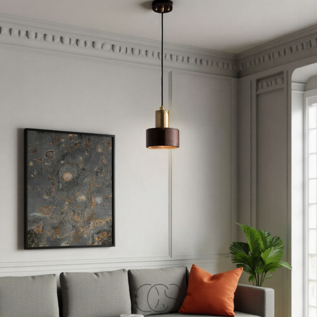 Design pendant lamp with gold accent | Orntli