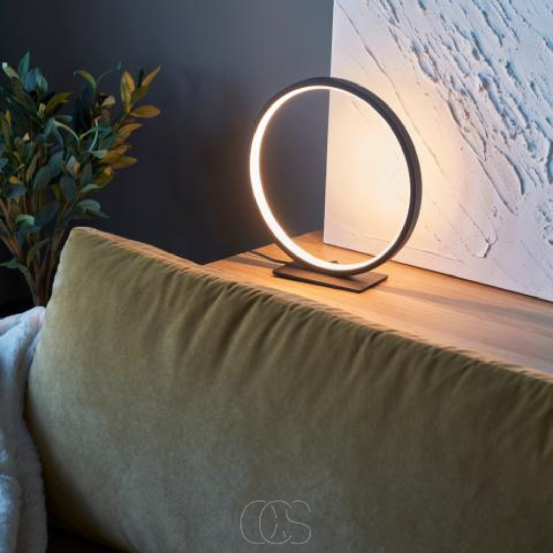 Lámpara de mesa con anillo LED - Diseño moderno minimalista | Orntli