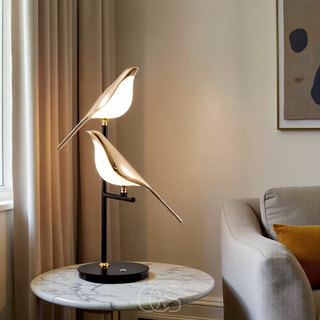 LED Table Lamp with Golden Bird – Warm Atmospheric Light | Orntli