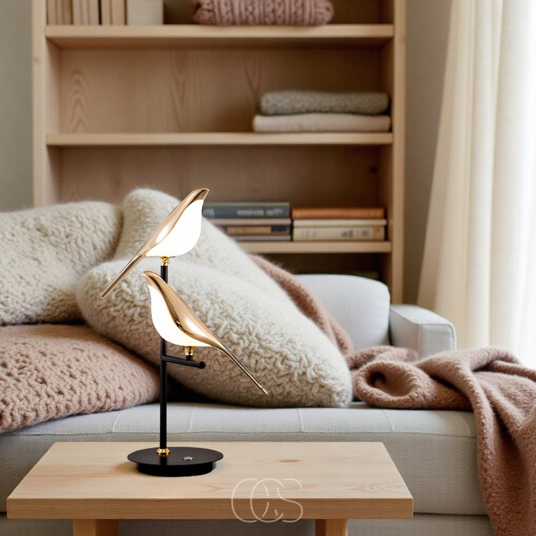 LED Table Lamp with Golden Bird – Warm Atmospheric Light | Orntli