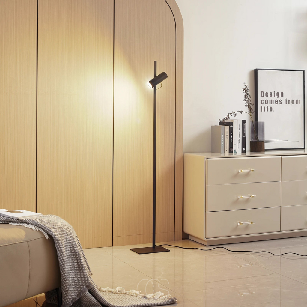 LED-Stehlampe mit Spotlicht - Leselampe | Orntli