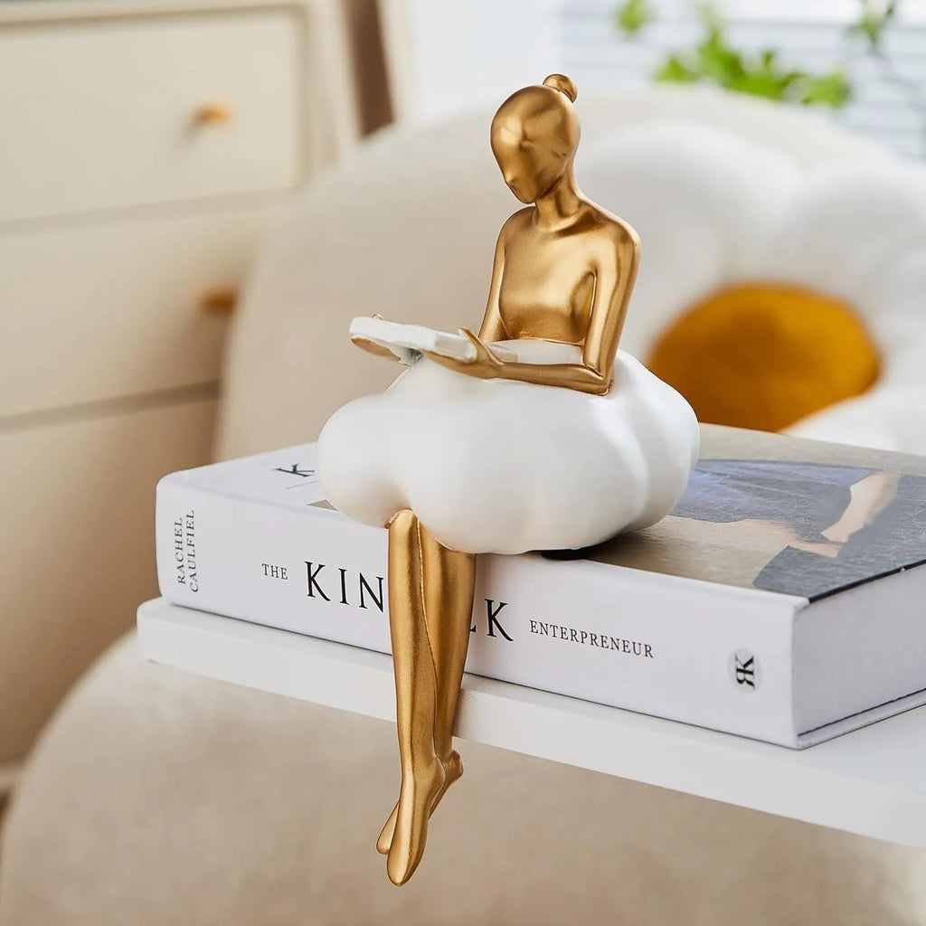 Sculpture Femme Lisant sur Nuage - Objet d'Art en Résine | Orntli