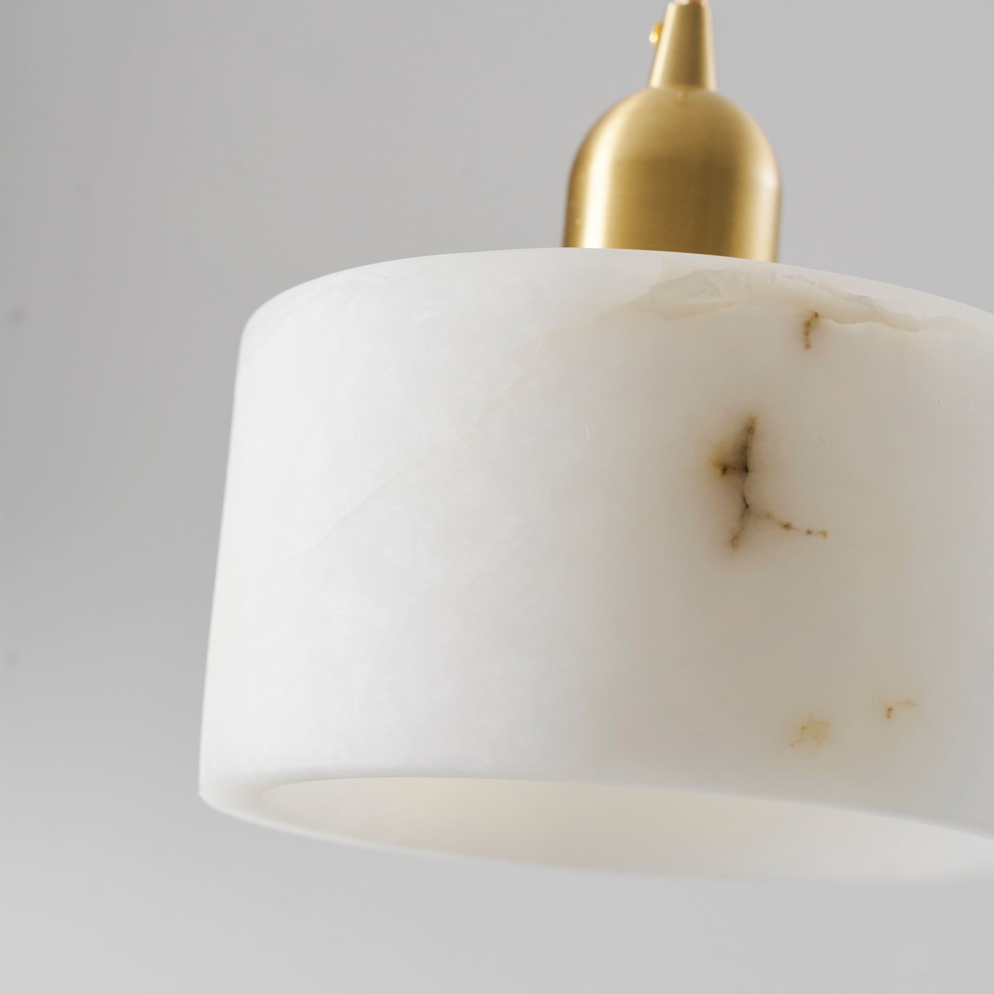 Odyssey cilindervormige hanglamp van massief albast